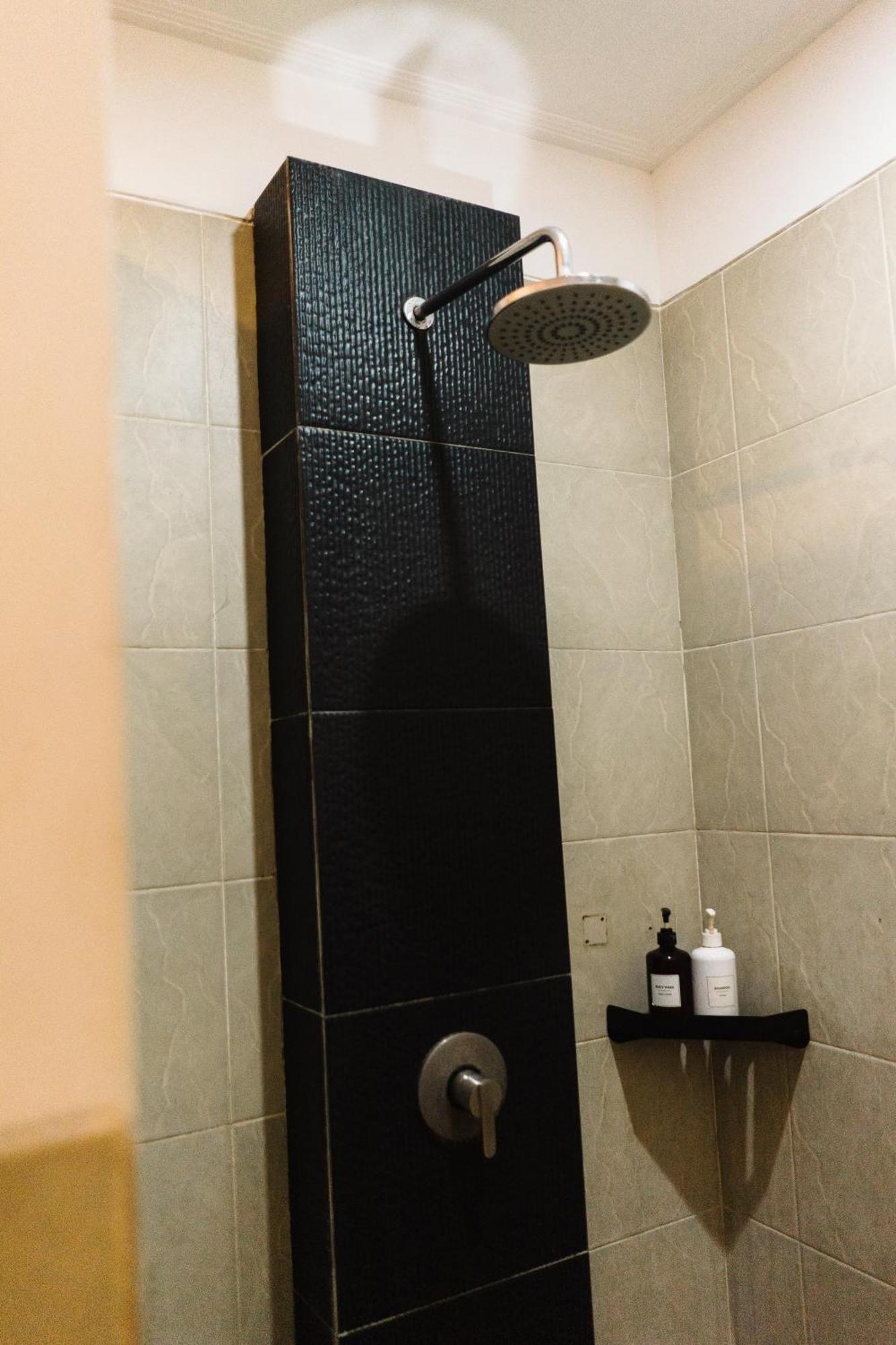 Renovated Linda Villa Canggu Екстер'єр фото